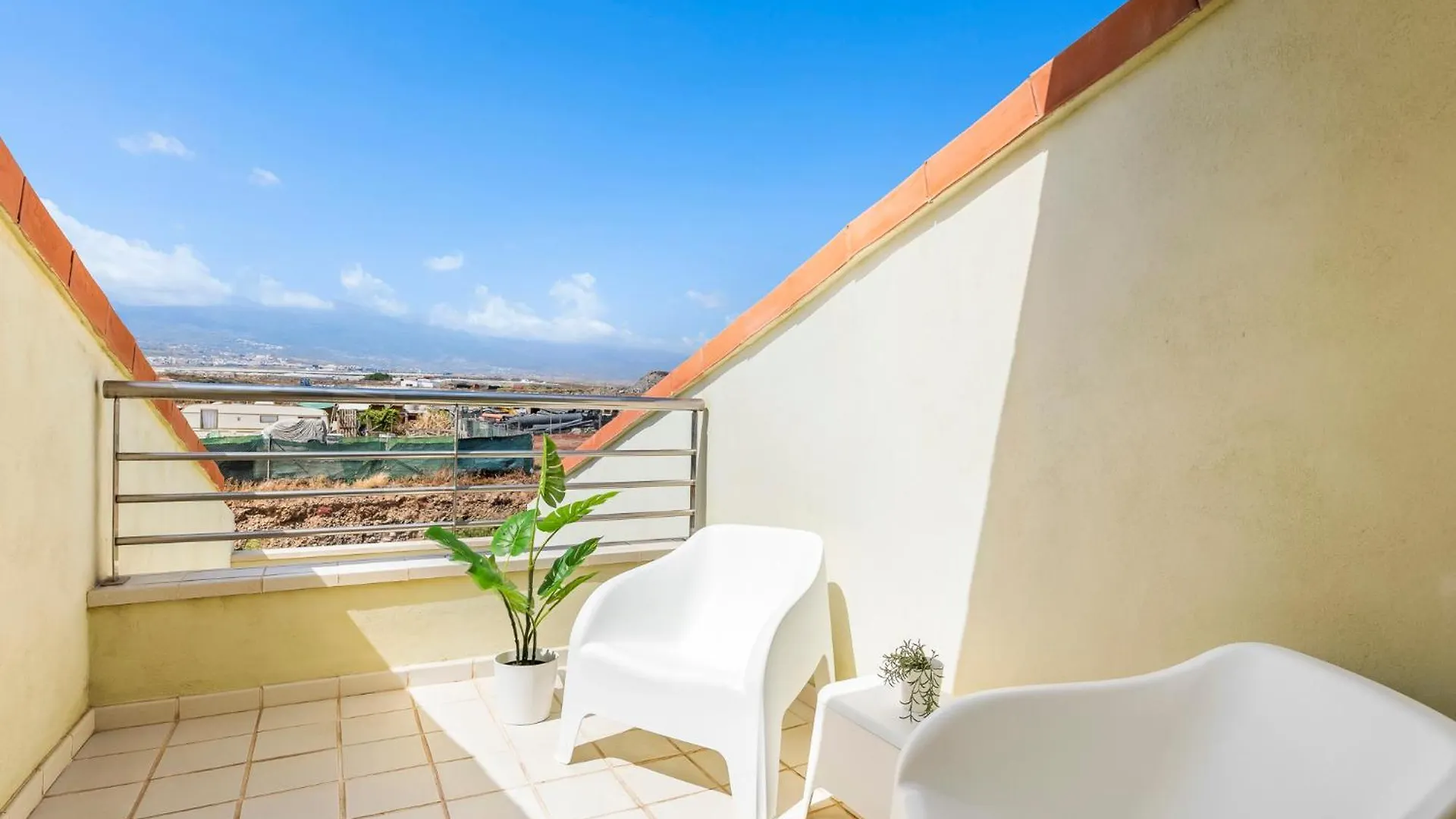 Medano4You Los Patios Townhouse El Medano  0*, El Medano (Tenerife) Spain